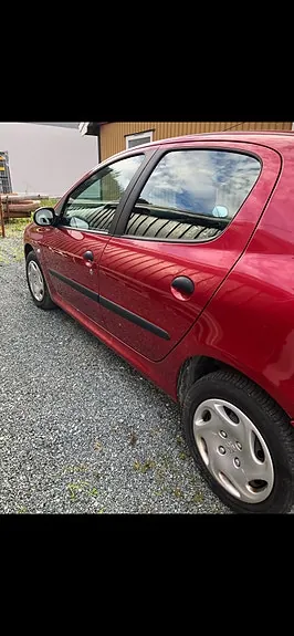 Peugeot 206 2001 photo 2