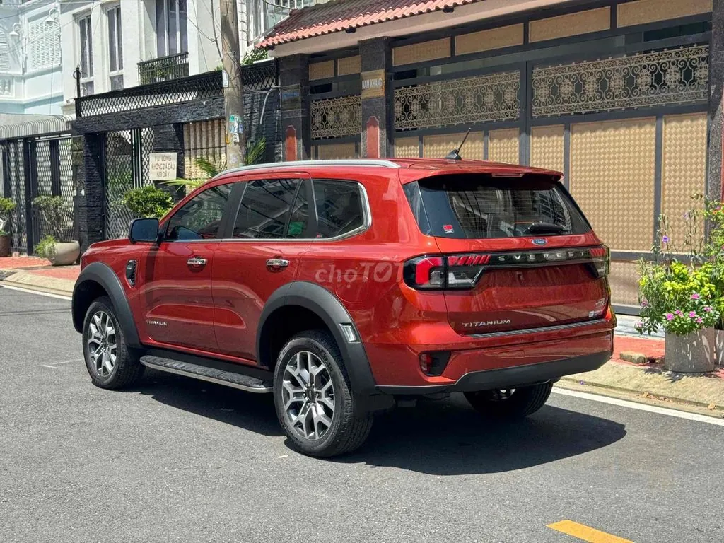 Ford Everest 2023 photo 5