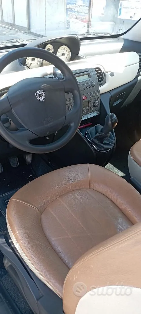 Lancia Ypsilon 2005 photo 3