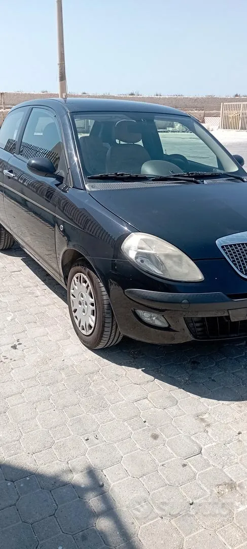 Lancia Ypsilon 2005 photo 2