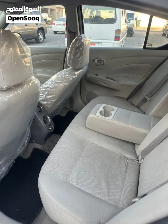 Nissan Sunny 2012 photo 3