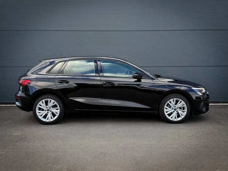 Audi A3 2022 photo 3