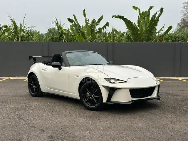 Mazda Roadster
