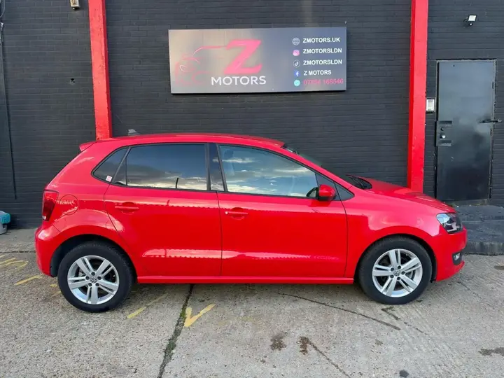 Volkswagen Polo 2013 photo 4