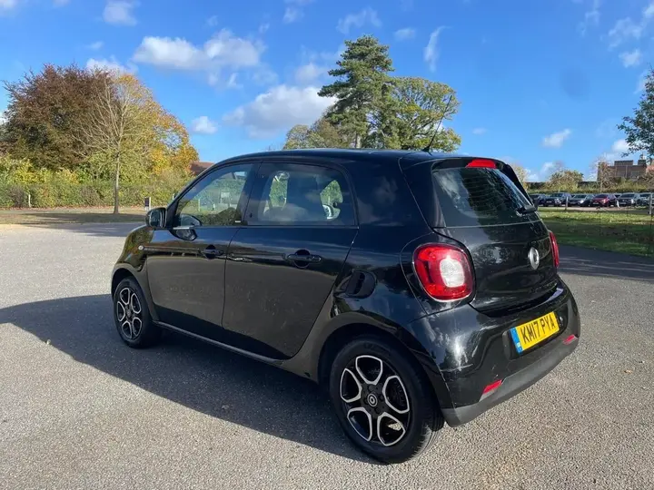 Smart Forfour 2017 photo 3