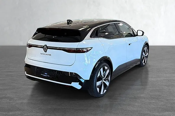 Renault Megane E-Tech 2023 photo 3