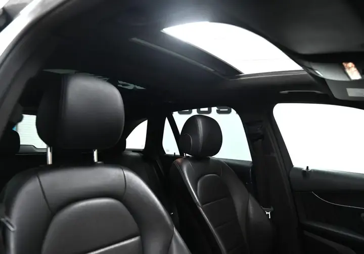 Mercedes-Benz Glc 2018 photo 5