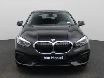 BMW 1 Series 2023 photo 3