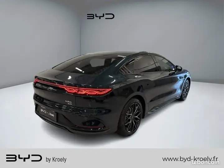 BYD Han 2023 photo 5