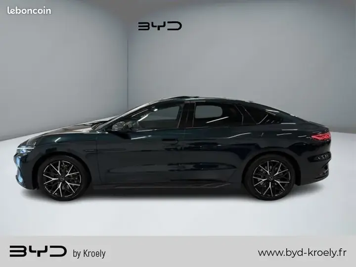 BYD Han 2023 photo 2