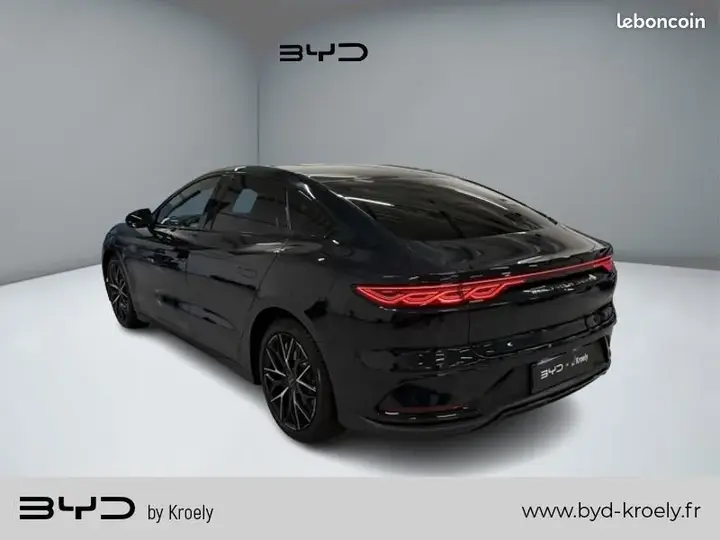 BYD Han 2023 photo 3
