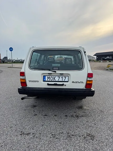 Volvo 240 1987 photo 5