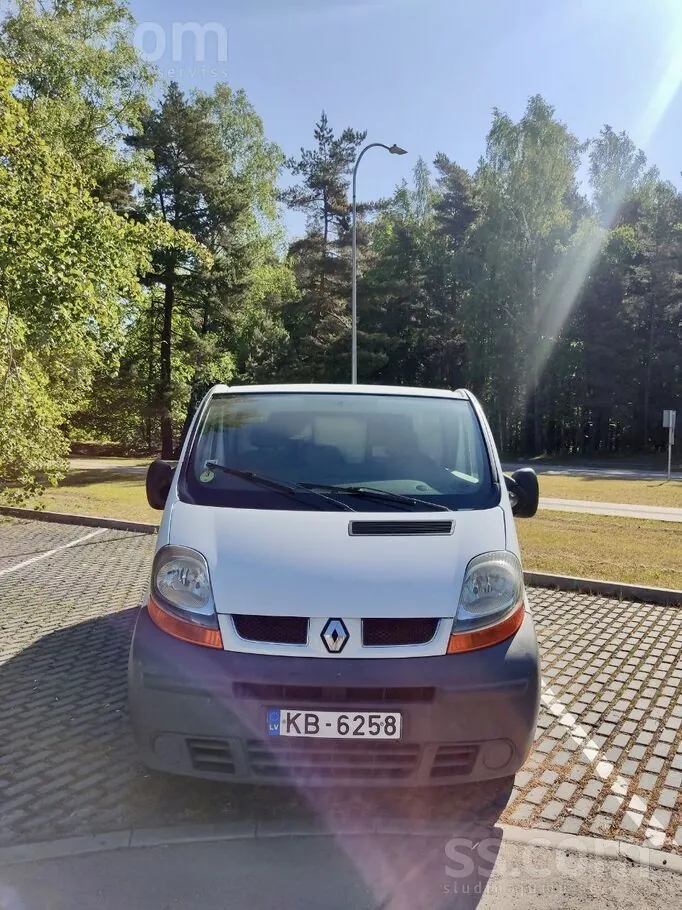 Renault Trafic 2006 photo 3