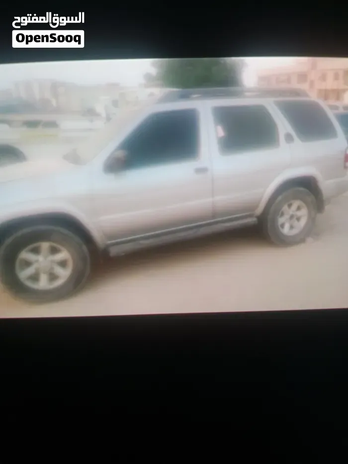 Nissan Pathfinder 2004 photo 3