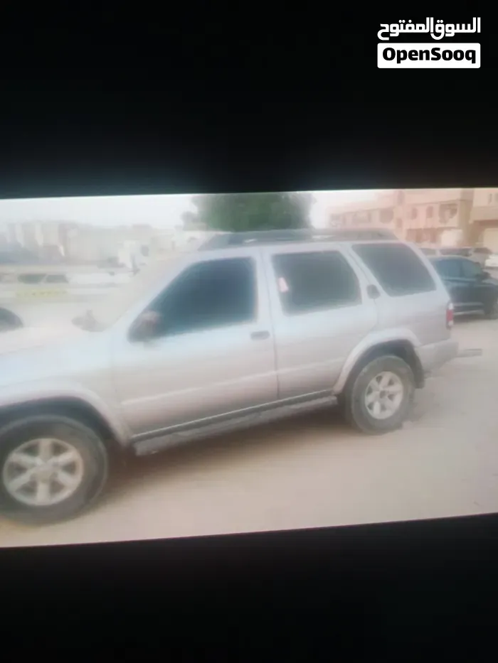 Nissan Pathfinder 2004 photo 4