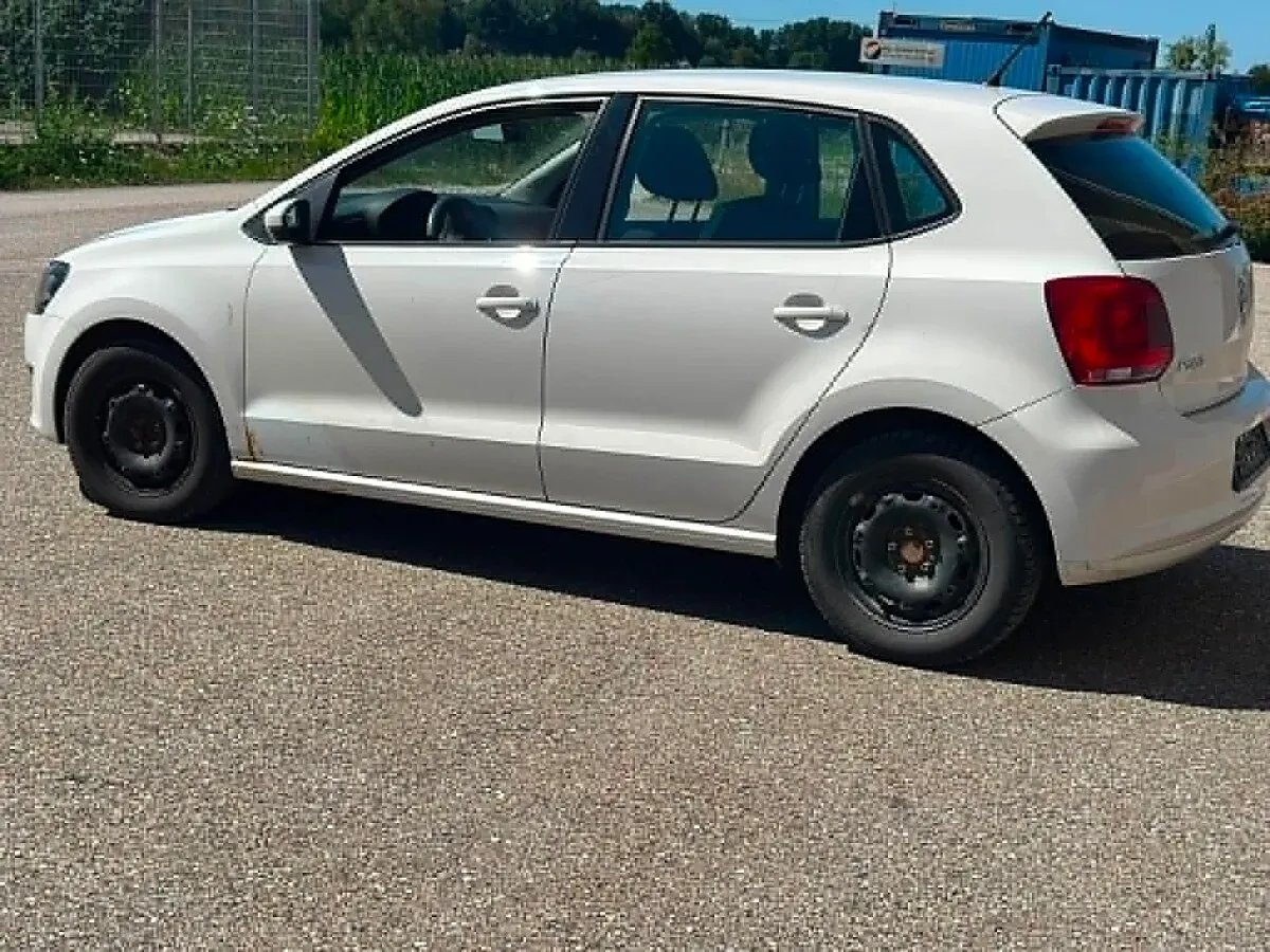 Volkswagen Polo 2013 photo 3