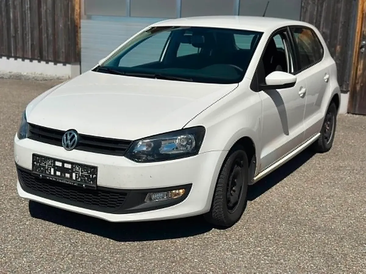 Volkswagen Polo 2013 photo 2