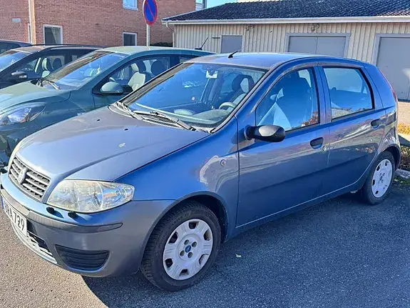 Fiat Punto 2003 photo 2