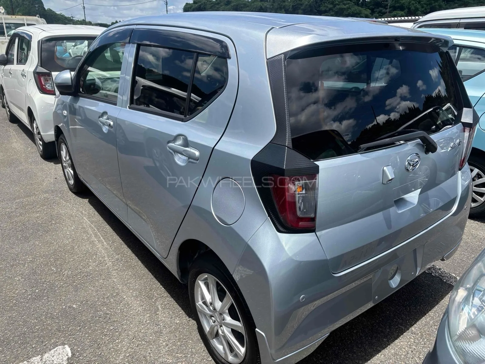 Daihatsu Mira