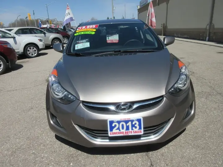 Hyundai Elantra 2013 photo 2