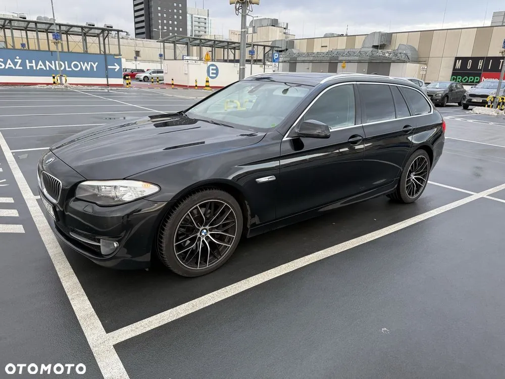 BMW 520D 2012 photo 2