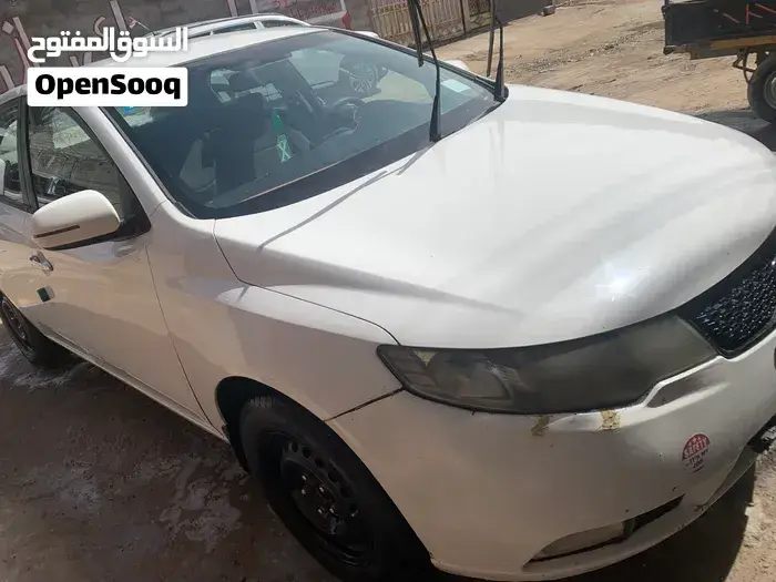 Kia Cerato 2012 photo 3