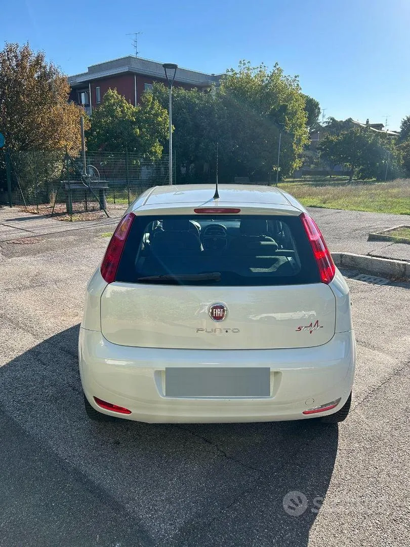 Fiat Punto 2015 photo 3