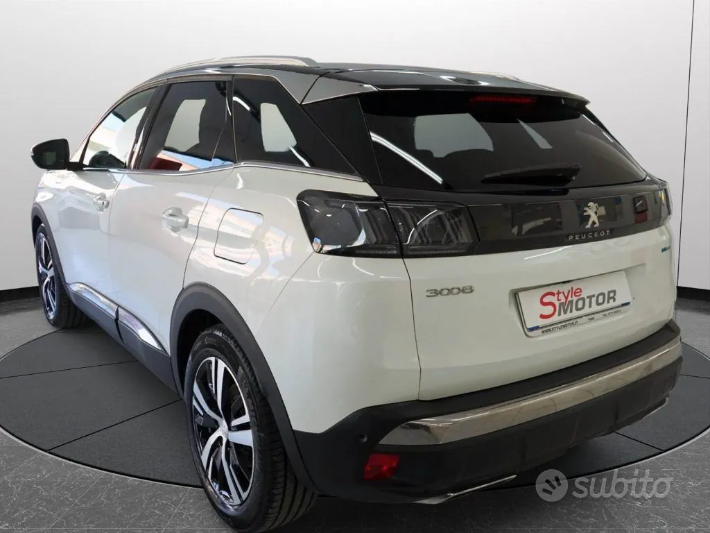 Peugeot 3008 2022 photo 3