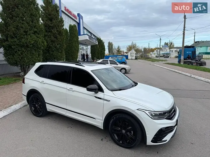 Volkswagen Tiguan 2022 photo 3