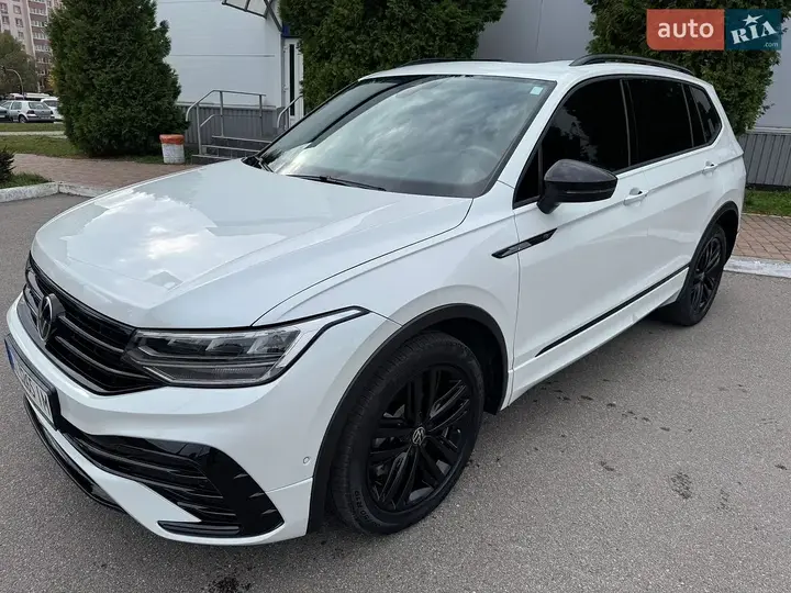 Volkswagen Tiguan 2022 photo 2