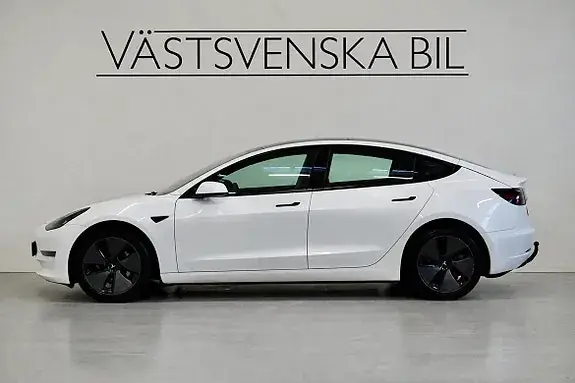 Tesla Model 3 2022 photo 2