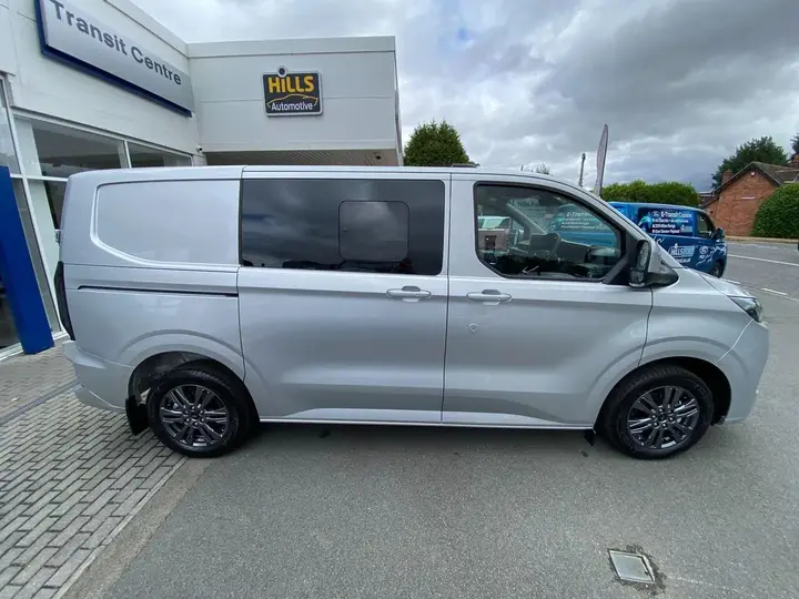 Ford Transit Custom 2026 photo 5