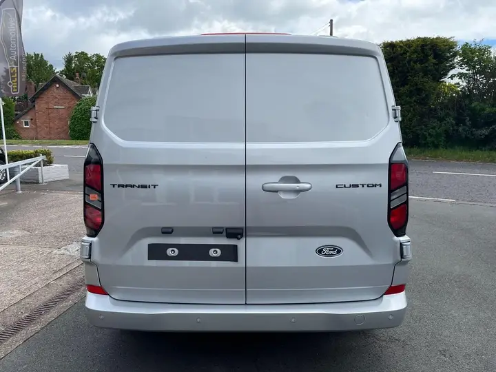 Ford Transit Custom 2026 photo 4