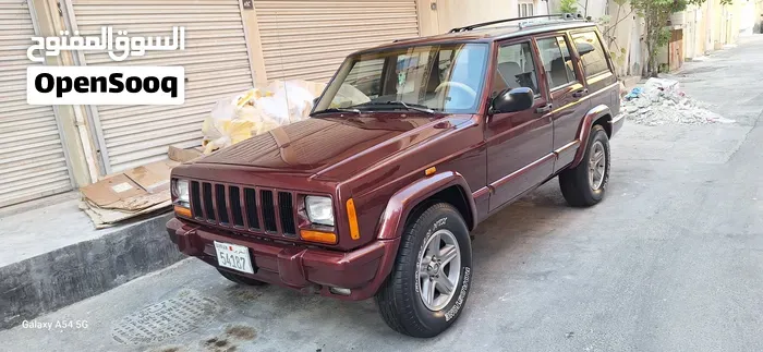 Jeep Cherokee 2000 photo 2
