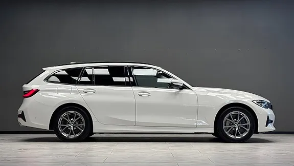 BMW 330E 2021 photo 4