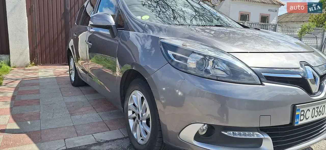 Renault Grand Scenic 2013 photo 2