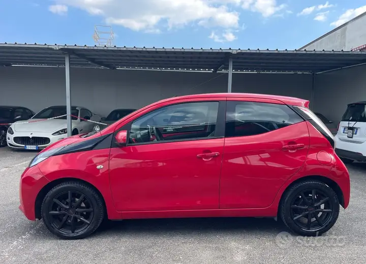 Toyota Aygo 2015 photo 2