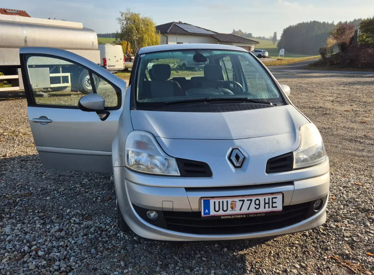 Renault Modus 2008 photo 2