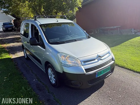 Citroen Berlingo 2011 photo 2