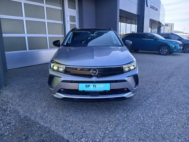 Opel Grandland X 2022 photo 2
