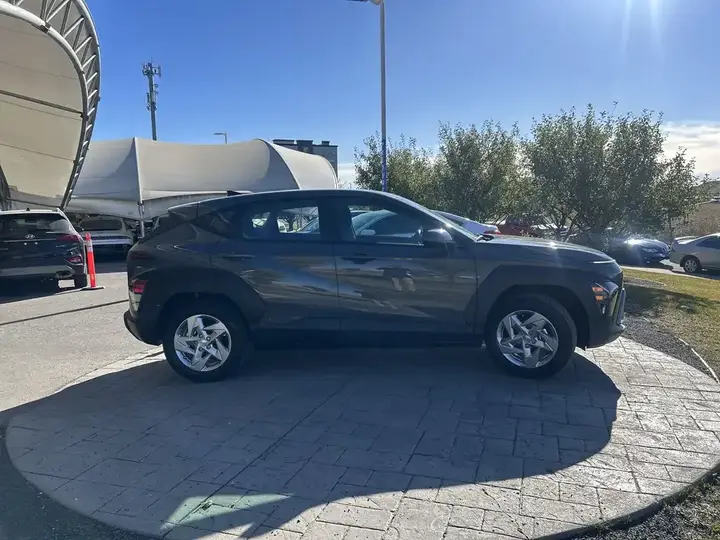 Hyundai Kona 2026 photo 4