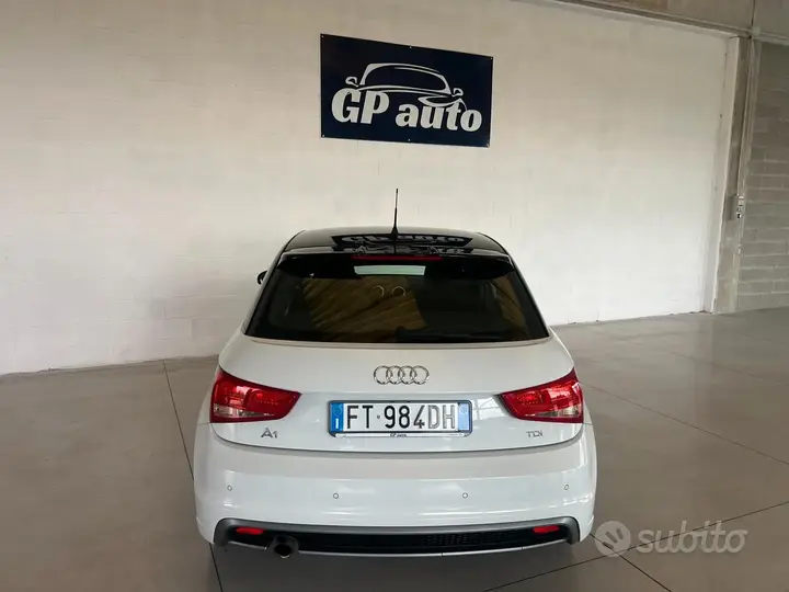 Audi A1 2015 photo 5