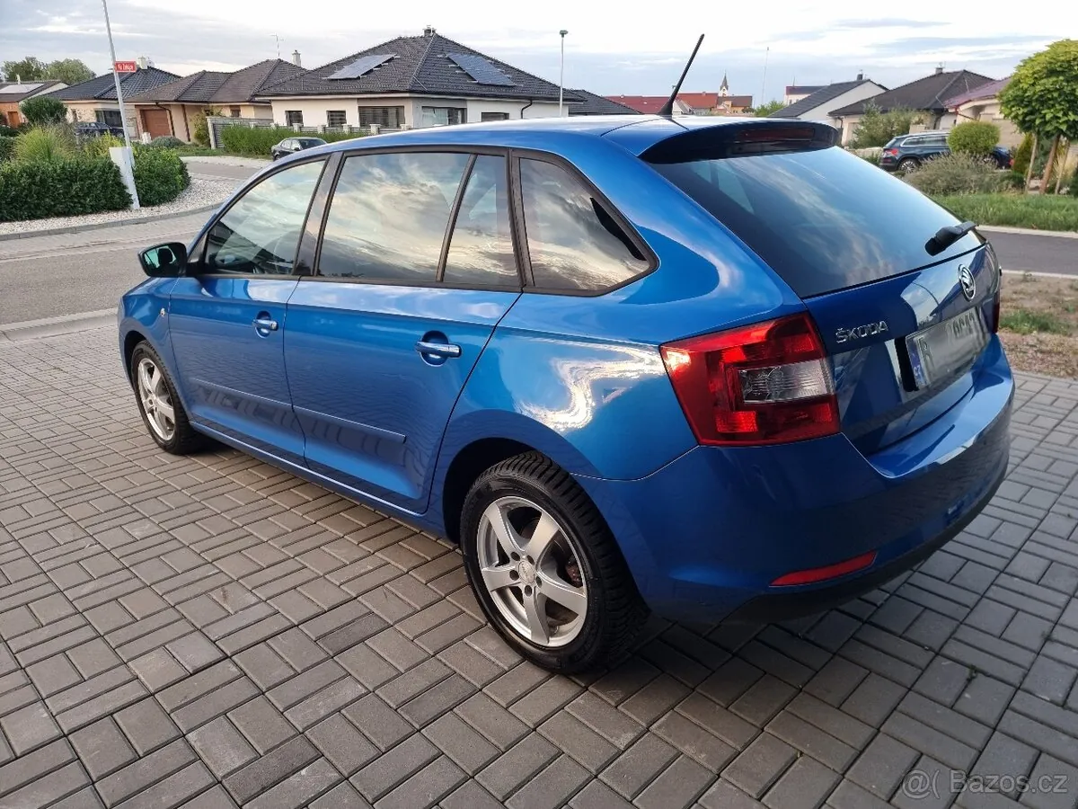 Skoda Rapid 2014 photo 5