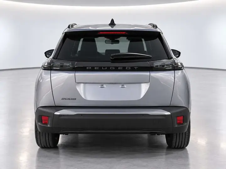 Peugeot 2008 2025 photo 3