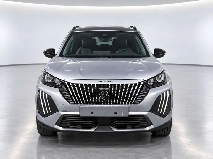 Peugeot 2008 2025 photo 2