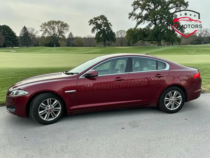 Jaguar Xf 2014 photo 5