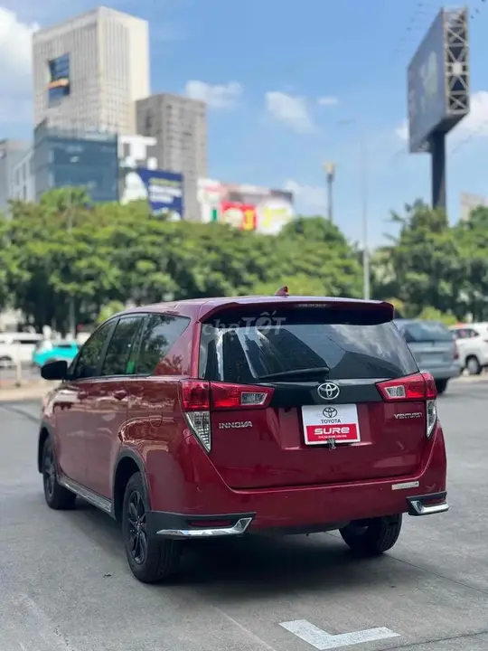 Toyota Innova 2018 photo 5