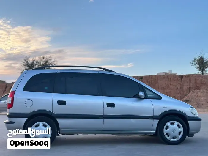 Opel Zafira 2003 photo 4