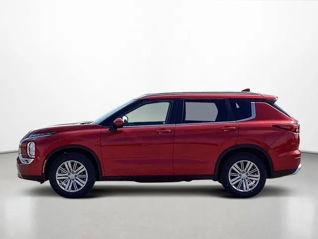 Mitsubishi Outlander 2022 photo 2