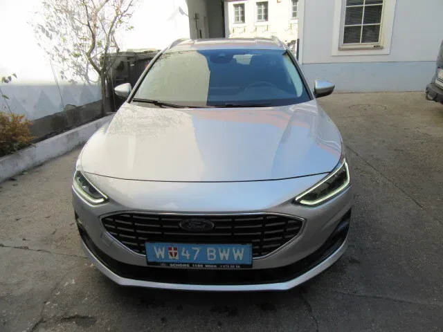 Ford Focus 2025 photo 2
